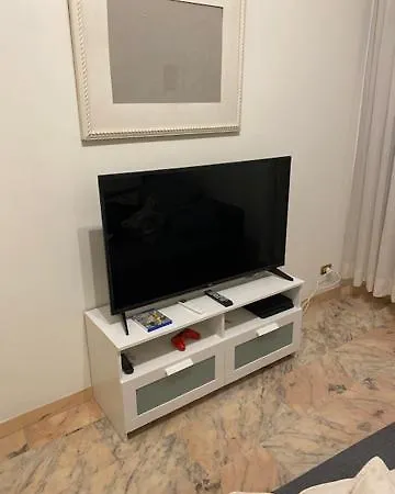 Vhometrevi Rom