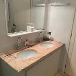 Vhometrevi *